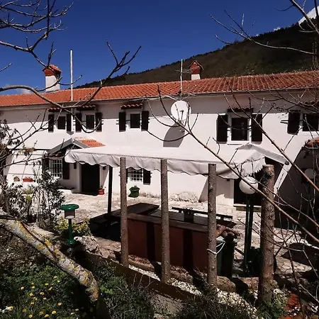House Brest Nyaraló *